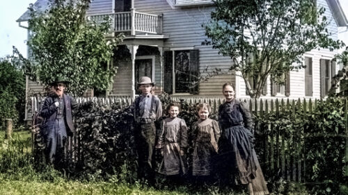 50s childhood backroad memories of extended family on a dusty dirt road Madison County, Illinois dairy farmer and Civil War veteran with daughters' family in 1903 his daughters two older girls had died in childhood, Victorian house portrays prosperity in the gilded age