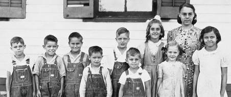 Geiger School class backroad on Illinois prairie 1947 walking backroads in rain and snow